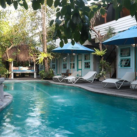 Kosta Hostel Seminyak Exterior foto