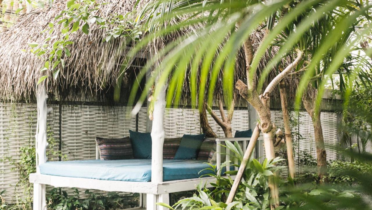 Kosta Hostel Seminyak Exterior foto